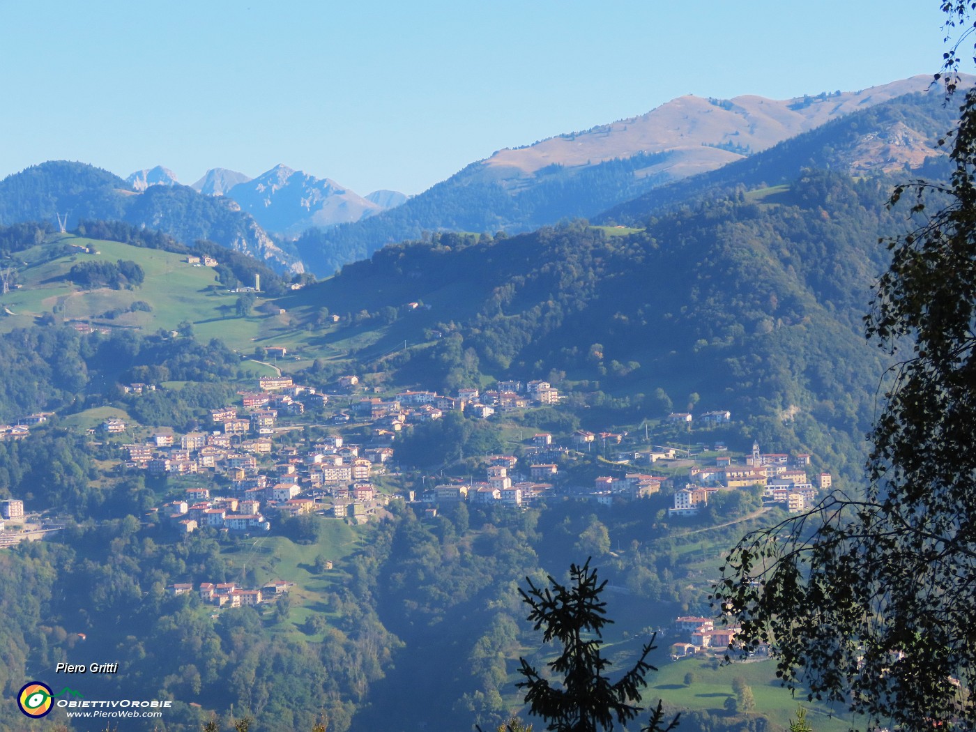 17 Vista verso Dossena.JPG